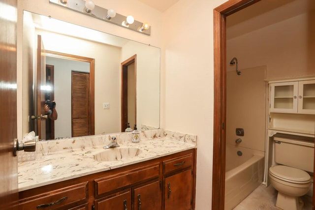 16177 Laurie Ann Lane, Redding, CA 96001