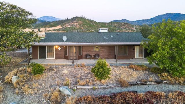 16177 Laurie Ann Lane, Redding, CA 96001