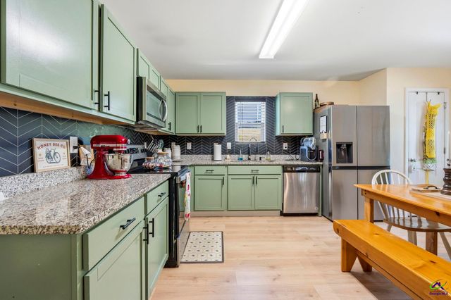 1553 Austin Drive, Macon, GA 31217