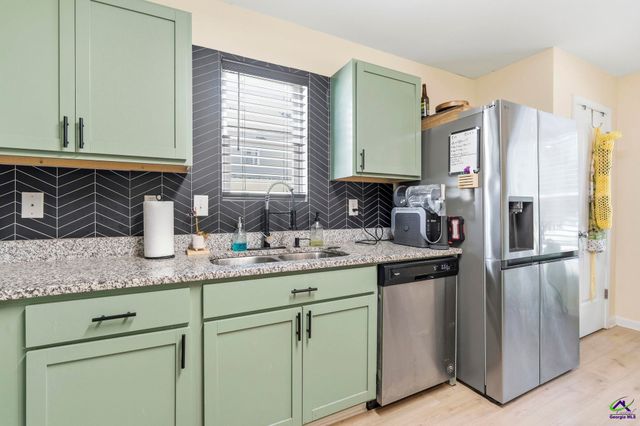 1553 Austin Drive, Macon, GA 31217