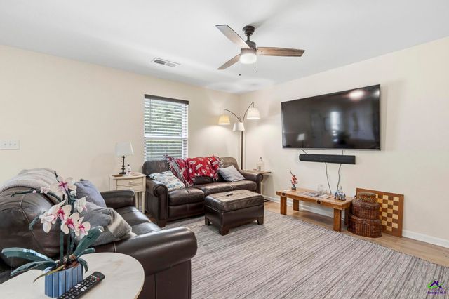 1553 Austin Drive, Macon, GA 31217