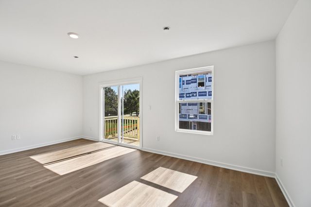 903 Briar Glen Court, Hampshire, IL 60140