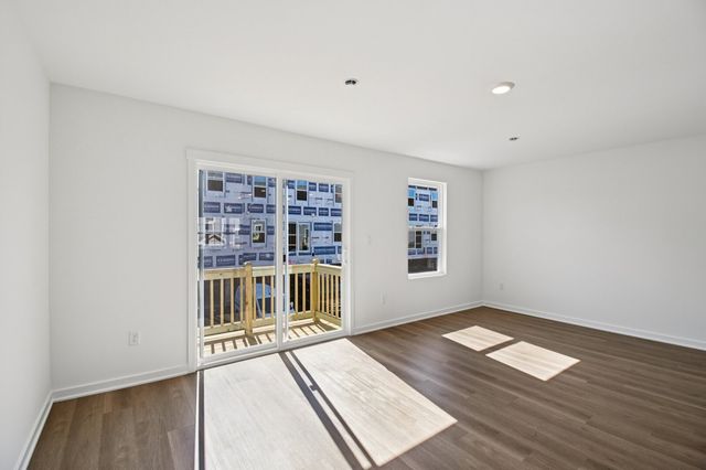 903 Briar Glen Court, Hampshire, IL 60140