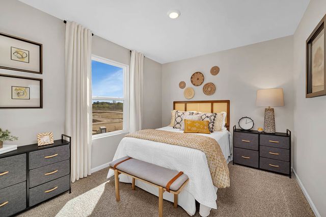 903 Briar Glen Court, Hampshire, IL 60140