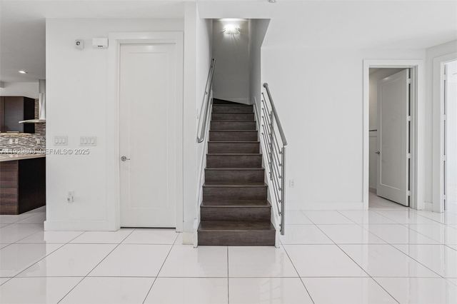 6308 NW 104th Path, Doral, FL 33178