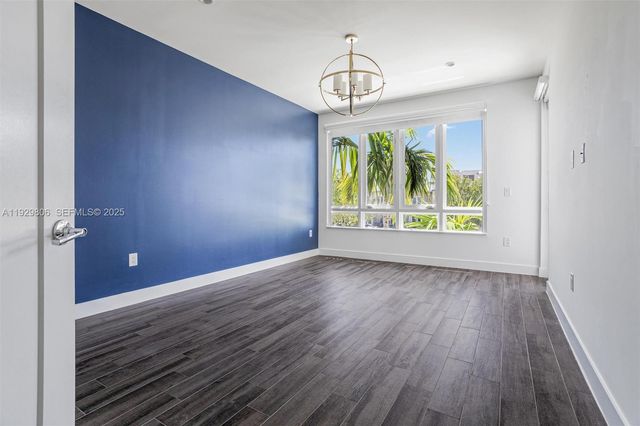 6308 NW 104th Path, Doral, FL 33178