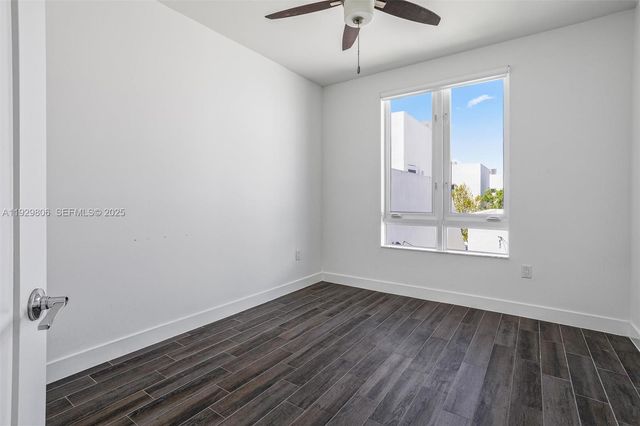 6308 NW 104th Path, Doral, FL 33178