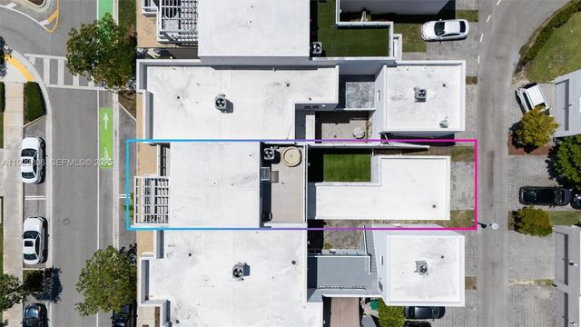 6308 NW 104th Path, Doral, FL 33178