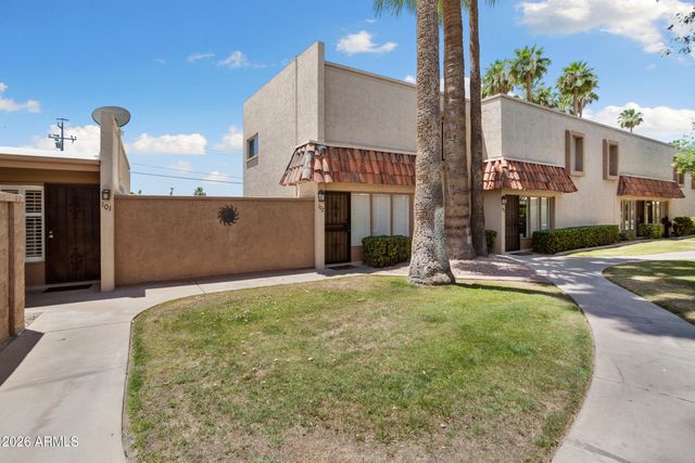 1320 E BETHANY HOME Road 102, Phoenix, AZ 85014