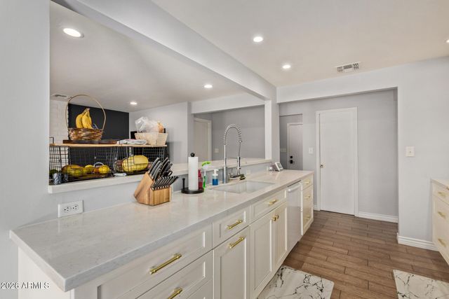 1065 E Fairmont Drive, Tempe, AZ 85282