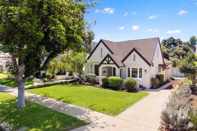2005 Le Droit Drive, South Pasadena, CA 91030