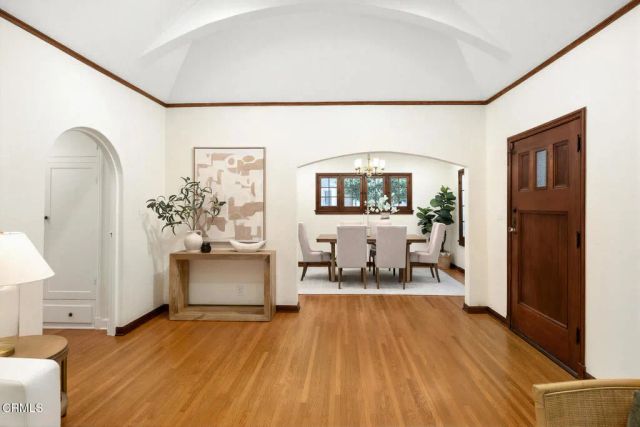 2005 Le Droit Drive, South Pasadena, CA 91030