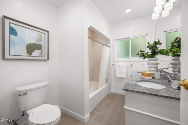 2005 Le Droit Drive, South Pasadena, CA 91030