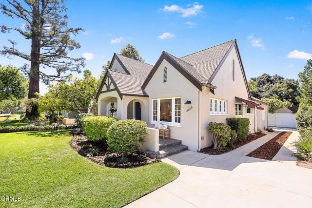 2005 Le Droit Drive, South Pasadena, CA 91030