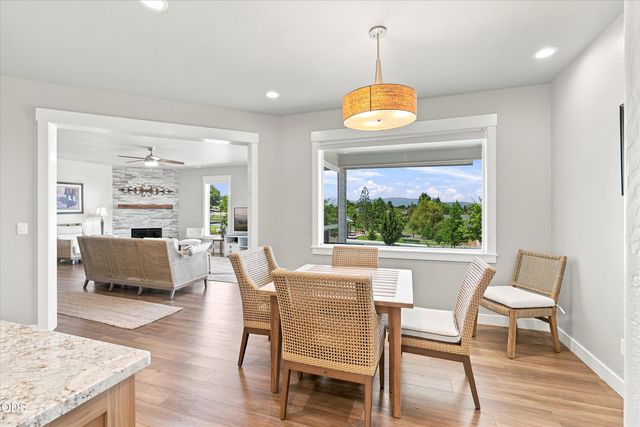 3117 Delorraine Drive, Medford, OR 97504