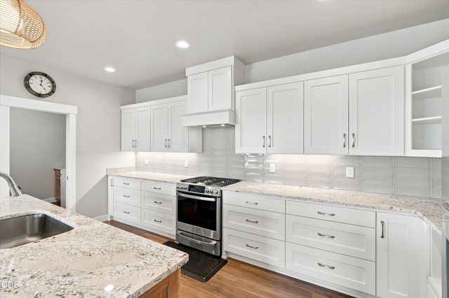 3117 Delorraine Drive, Medford, OR 97504