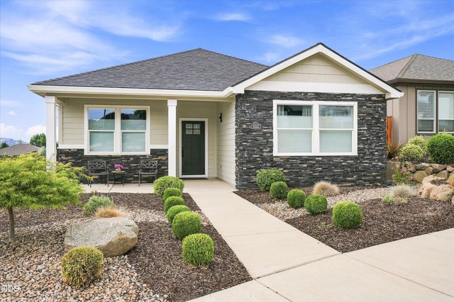 3117 Delorraine Drive, Medford, OR 97504