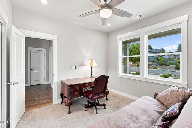 3117 Delorraine Drive, Medford, OR 97504