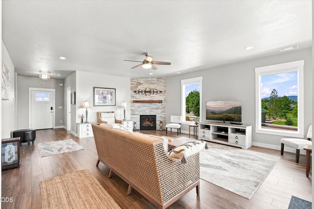 3117 Delorraine Drive, Medford, OR 97504