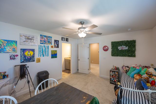 105 Highview Drive, Benson, NC 27504