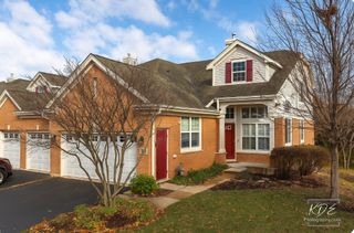 945 WINNERS CUP Court 945, Naperville, IL 60565