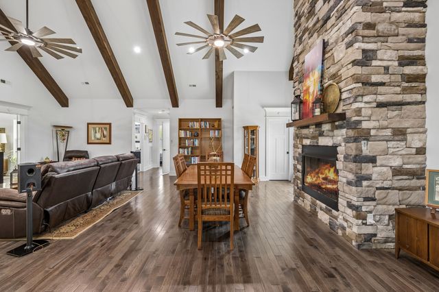 2104 Williamsport Pike, Columbia, TN 38401