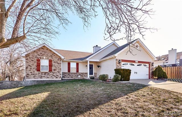 2726 Brook Meadow Lane, O'fallon, MO 63368