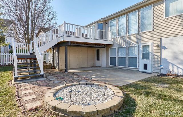 2726 Brook Meadow Lane, O'fallon, MO 63368
