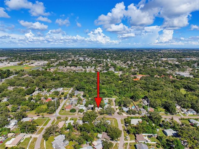 2017 N BETTY LANE, Clearwater, FL 33755