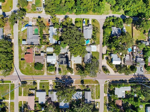 2017 N BETTY LANE, Clearwater, FL 33755