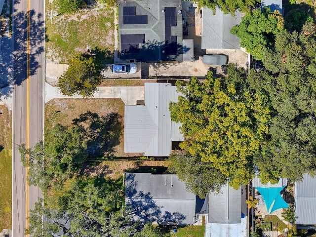 2017 N BETTY LANE, Clearwater, FL 33755