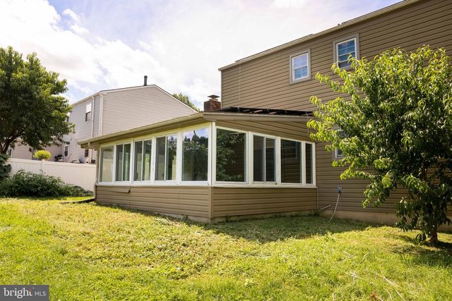 527 SPRINGHOUSE CT, Harrisburg, PA 17111