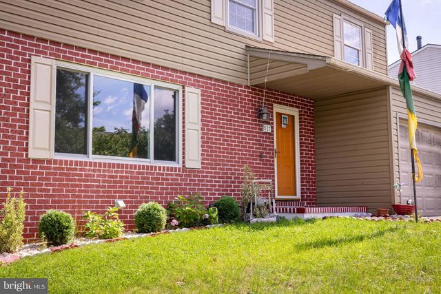 527 SPRINGHOUSE CT, Harrisburg, PA 17111