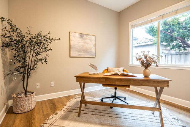 1925 Coldwater Ln, Lincoln, CA 95648