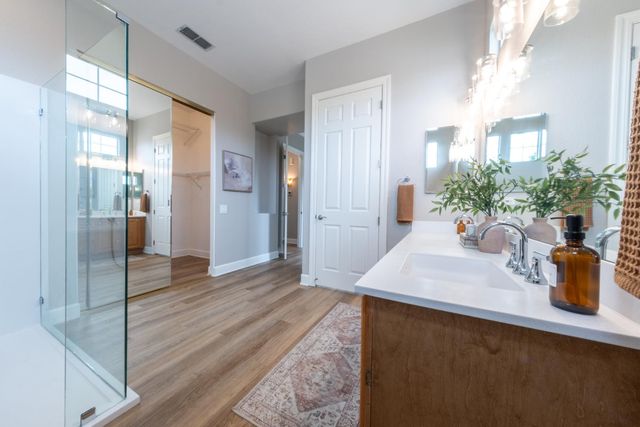 1925 Coldwater Ln, Lincoln, CA 95648