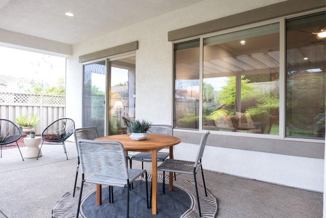 1925 Coldwater Ln, Lincoln, CA 95648