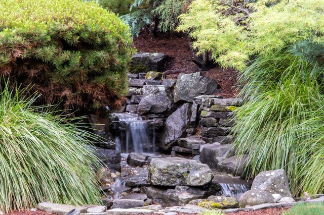 1925 Coldwater Ln, Lincoln, CA 95648