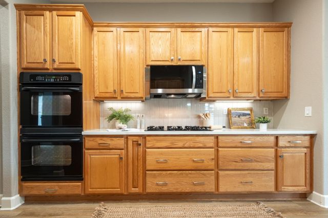 1925 Coldwater Ln, Lincoln, CA 95648