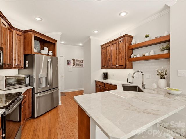 5125 WALNUT GROVE Court, Mount Holly, NC 28120
