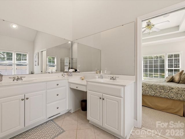 5125 WALNUT GROVE Court, Mount Holly, NC 28120
