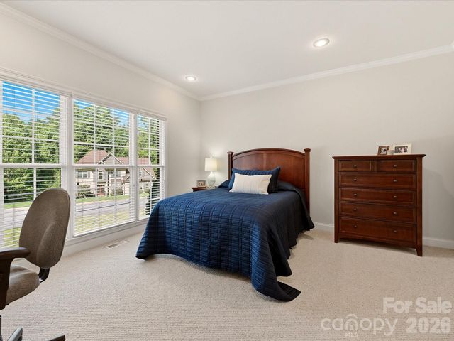 5125 WALNUT GROVE Court, Mount Holly, NC 28120