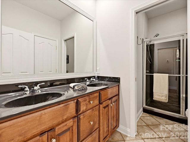 5125 WALNUT GROVE Court, Mount Holly, NC 28120