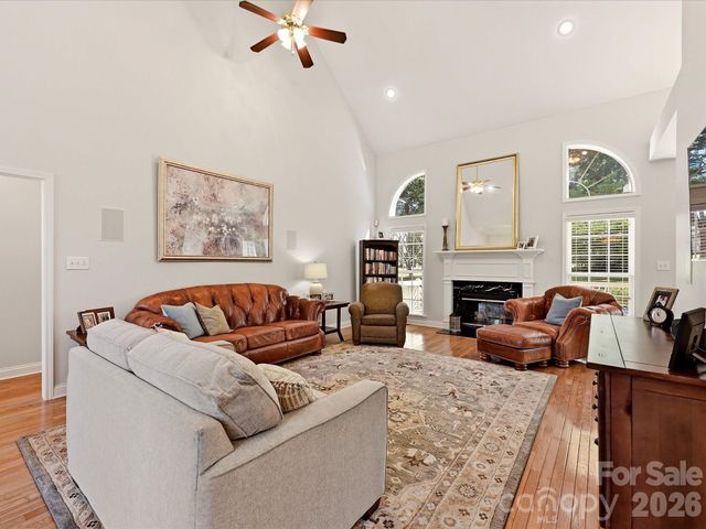 5125 WALNUT GROVE Court, Mount Holly, NC 28120