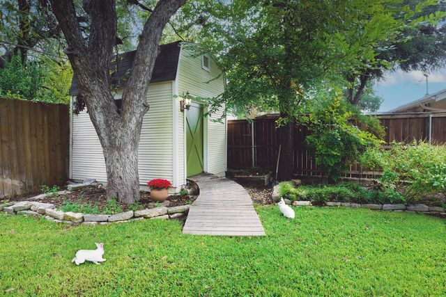 2417 5th Avenue, Fort Worth, TX 76110