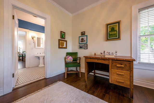 2417 5th Avenue, Fort Worth, TX 76110