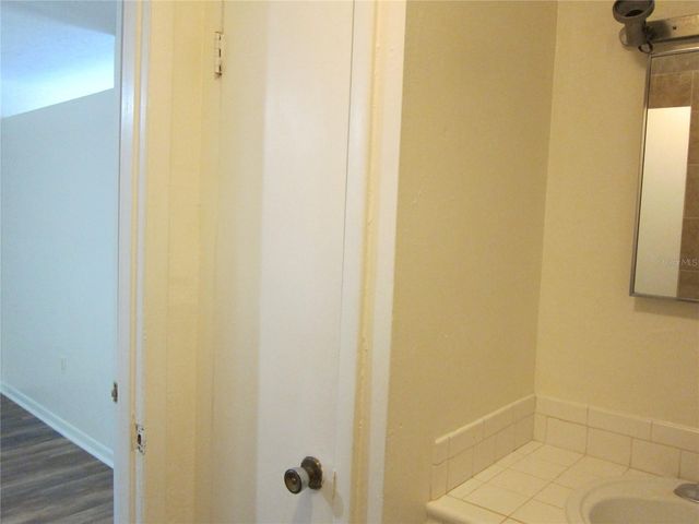 317 SE 8TH STREET, Gainesville, FL 32601