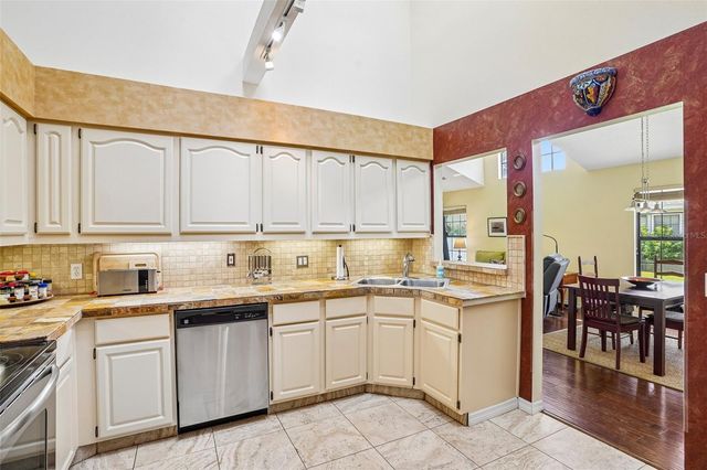 128 BAYTREE BOULEVARD, Tavares, FL 32778