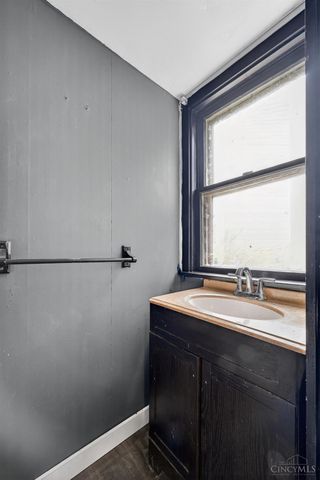 1854 Knox Street, Cincinnati, OH 45214