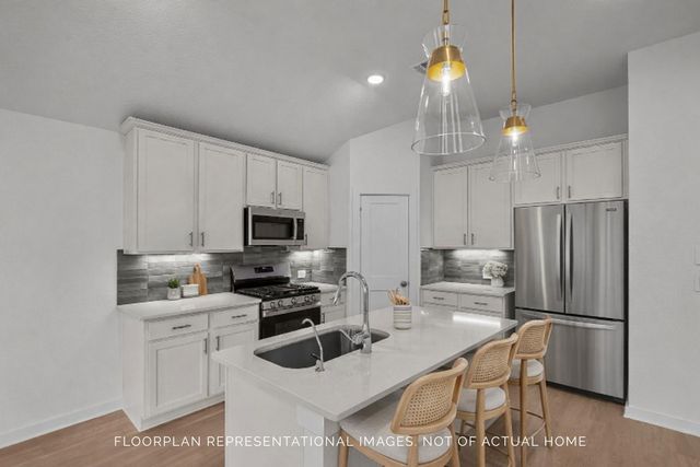 1122 Radiant Avenue, La Marque, TX 77568