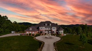 210 Reverend Bill Perkins Road, Williamsburg, KY 40769